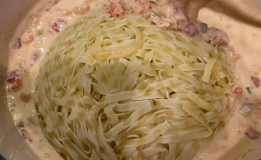 Incorporate the Fettuccine