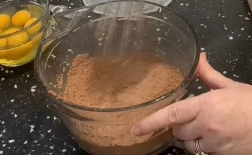 Mix the dry ingredients