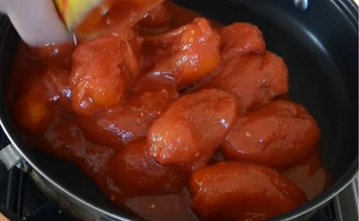 Combine the tomatoes